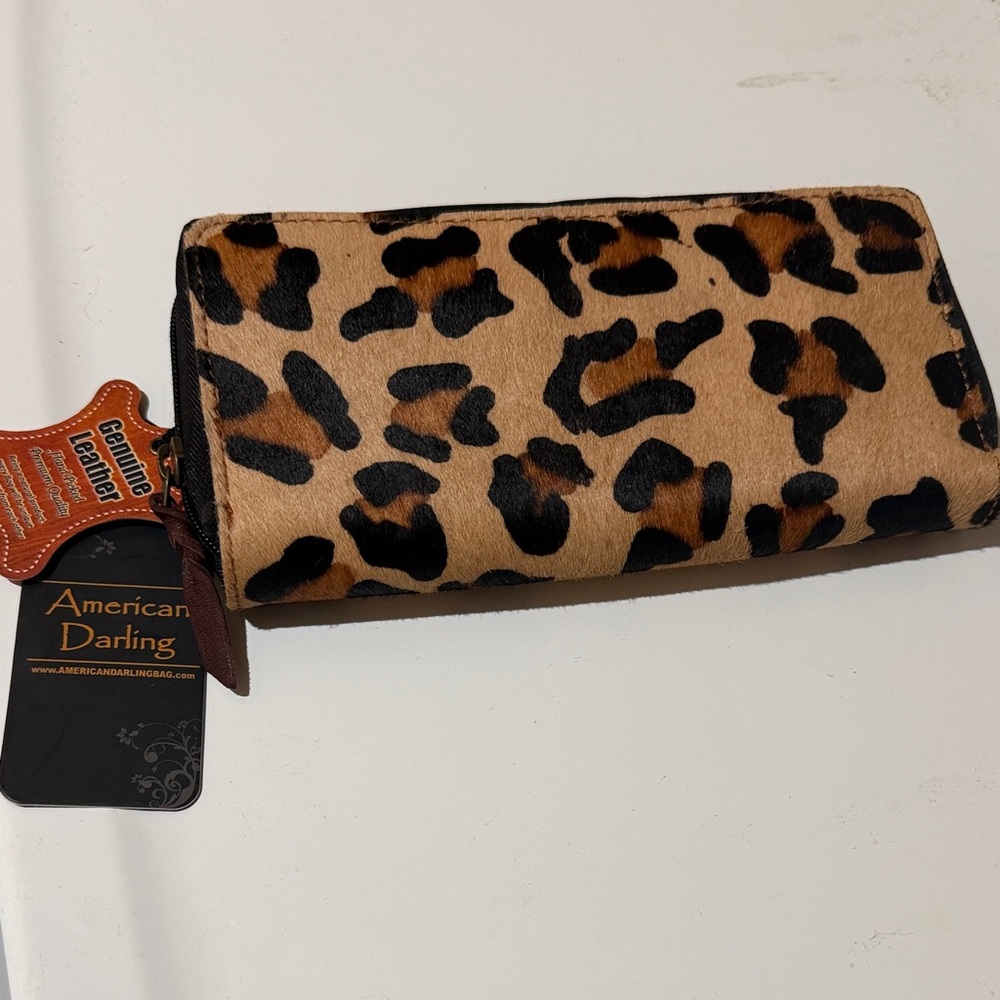 American Darling Leopard Print Zip Wallet - Brown & Black